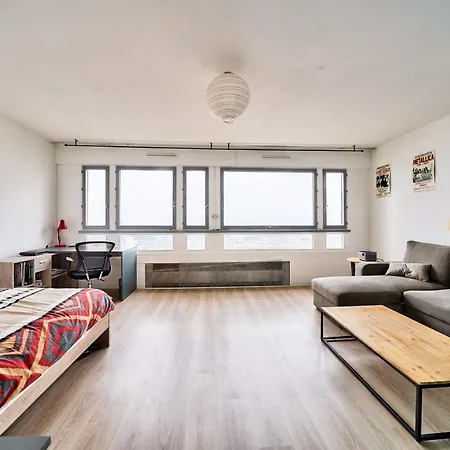 Modern Studio - 13th Апартаменты *